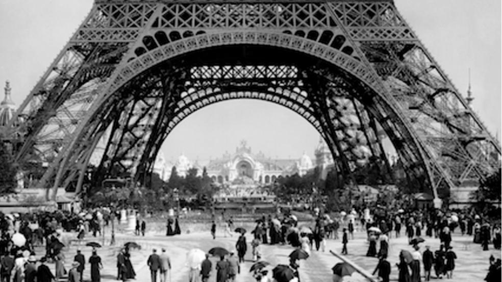 Paris 1900 / Nicole Védrès