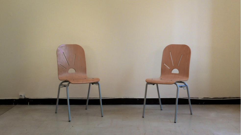 Conversations chaises © Tryptiques films